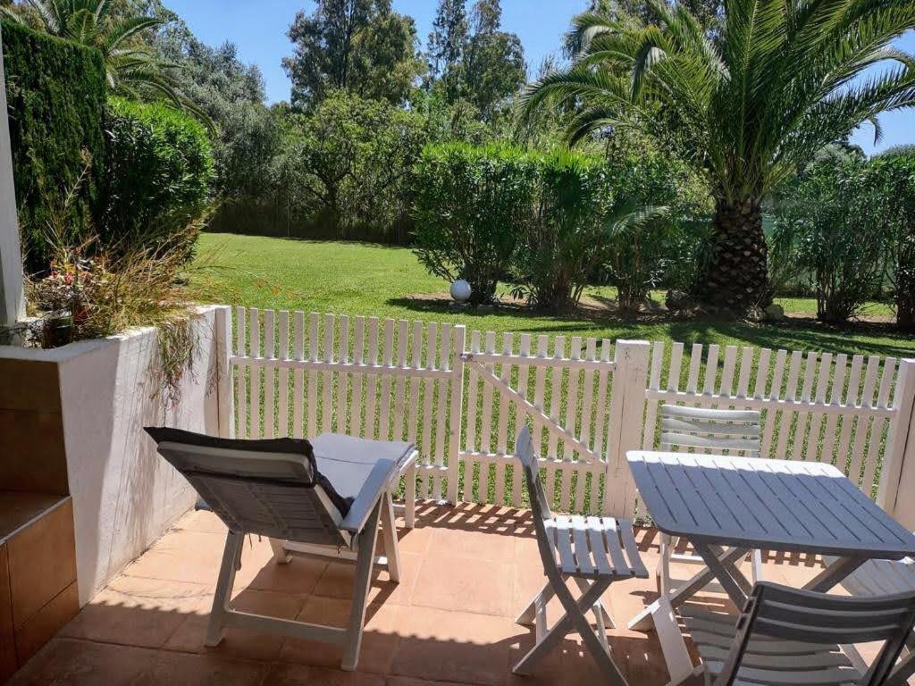 Puerto Banus Apartment Near Beachfront, Big Sunny Terrace, Pool, Tennis Court, Parking & Movies Projector Marbella Exterior foto