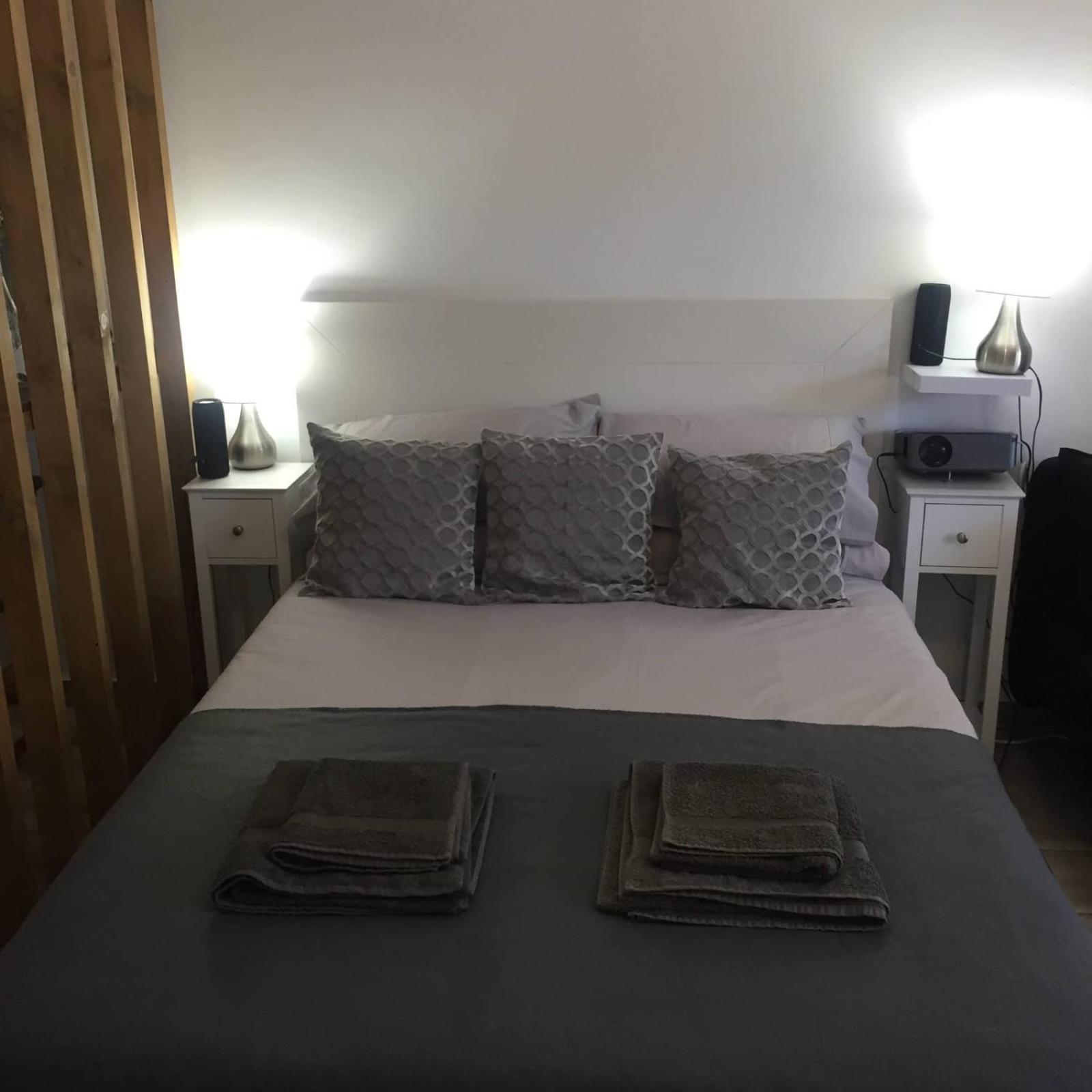 Puerto Banus Apartment Near Beachfront, Big Sunny Terrace, Pool, Tennis Court, Parking & Movies Projector Marbella Exterior foto